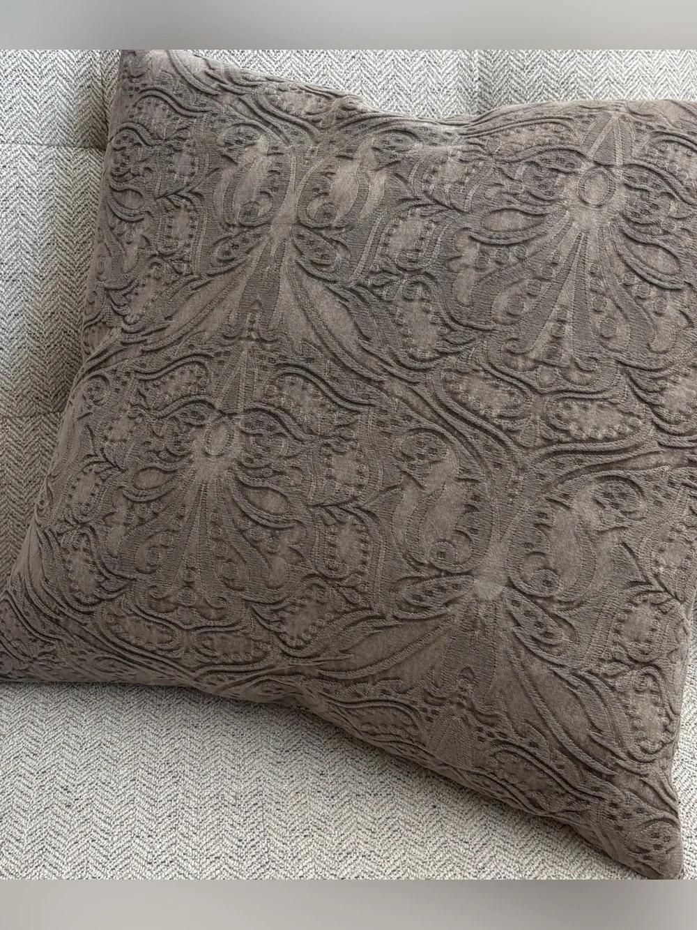 20” Decorative Pillow Cover - Taupe Brown